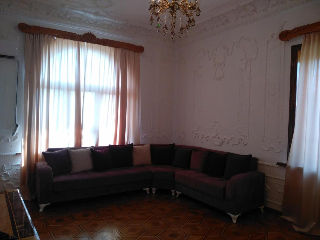 Hotel Royal クタイシ エクステリア 写真